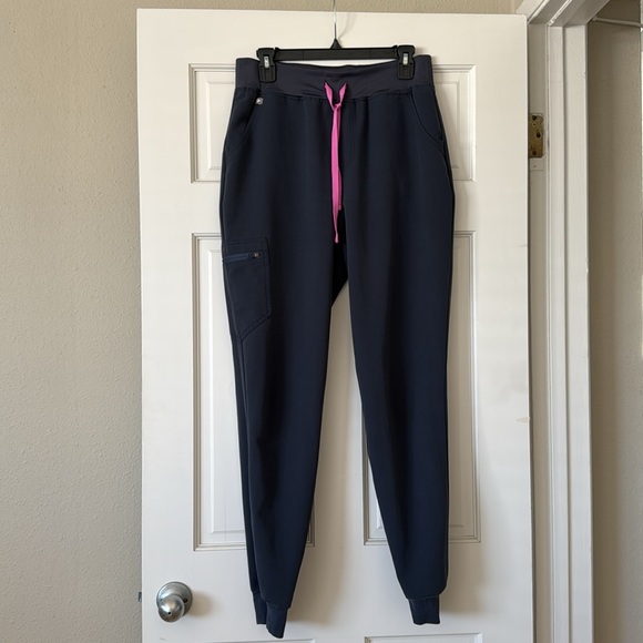 FIGS gray blue scrub set - Picture 4 of 6